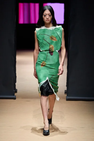 Look 46